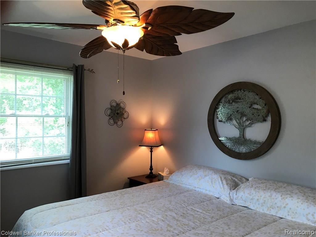 2429 Crane Road Fenton, MI 48430 - Photo 30 of 48