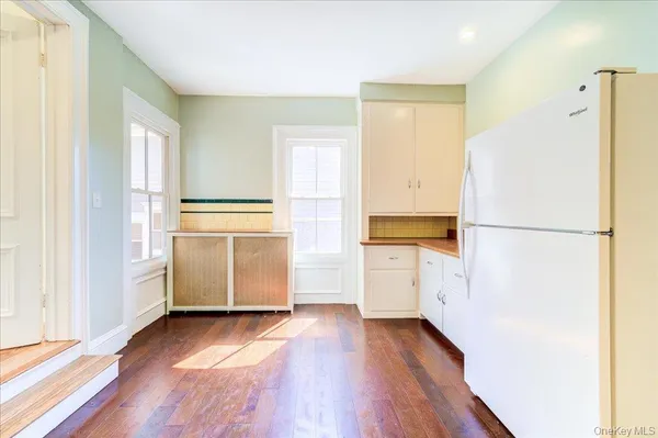 $499,000 | 25 Balding Avenue, Poughkeepsie, NY 12601