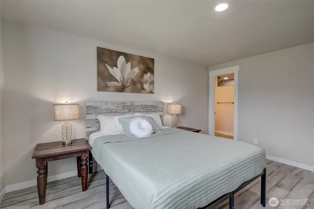 $600,000 | 34 4th Street South, Pacific Beach, WA 98571