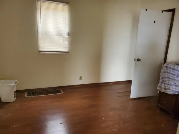 $86,000 | 1105 North Horsman Street, Rockford, IL 61101