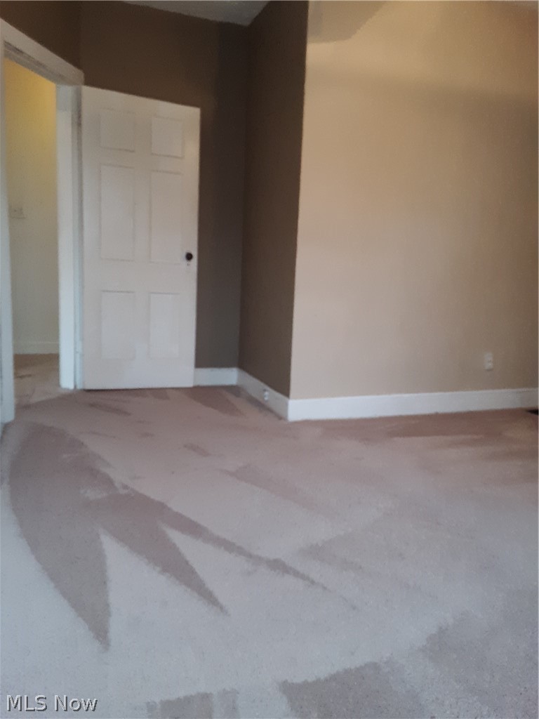 4313 Prasse Road South Euclid, OH 44121 - Photo 8 of 29 Primary bedroom