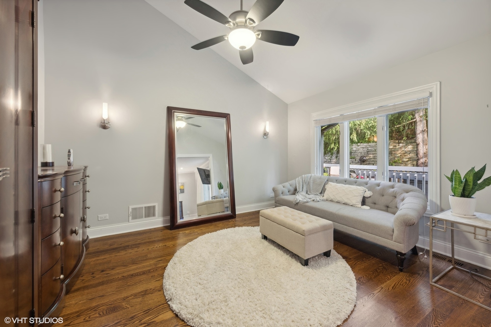 6 Bel Aire Court Burr Ridge, IL 60527 - Photo 16 of 37 a living room with furniture and a flat screen tv