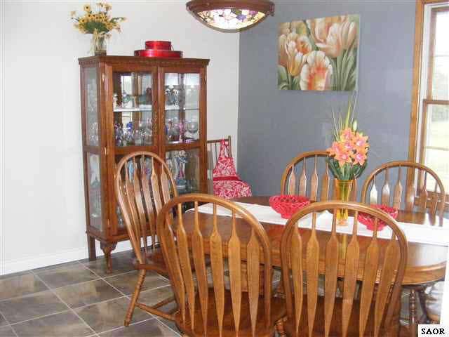 420 West Wilkinson Road Owosso, MI 48867 - Photo 5 of 8 46549-4.JPG