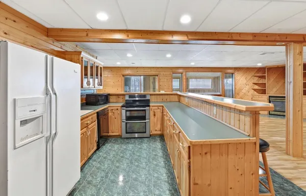 $499,900 | 141 Fairlawn Avenue East, Winsted, MN 55395