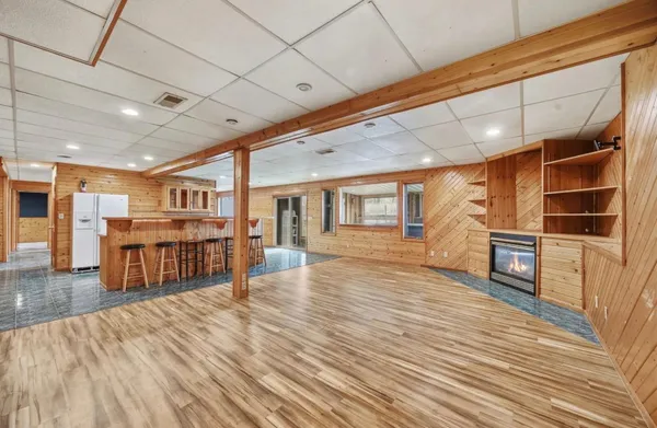 $499,900 | 141 Fairlawn Avenue East, Winsted, MN 55395