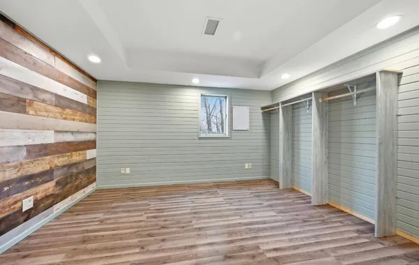 $499,900 | 141 Fairlawn Avenue East, Winsted, MN 55395