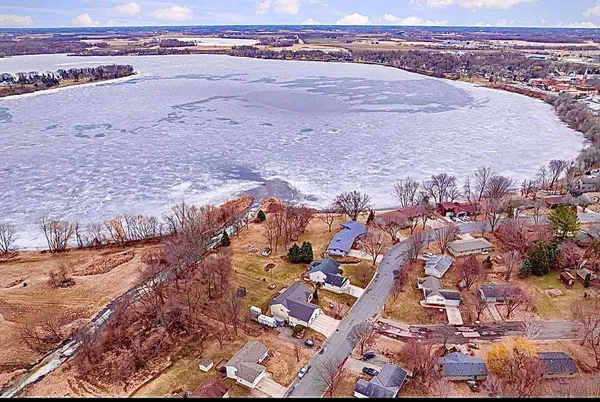 $499,900 | 141 Fairlawn Avenue East, Winsted, MN 55395