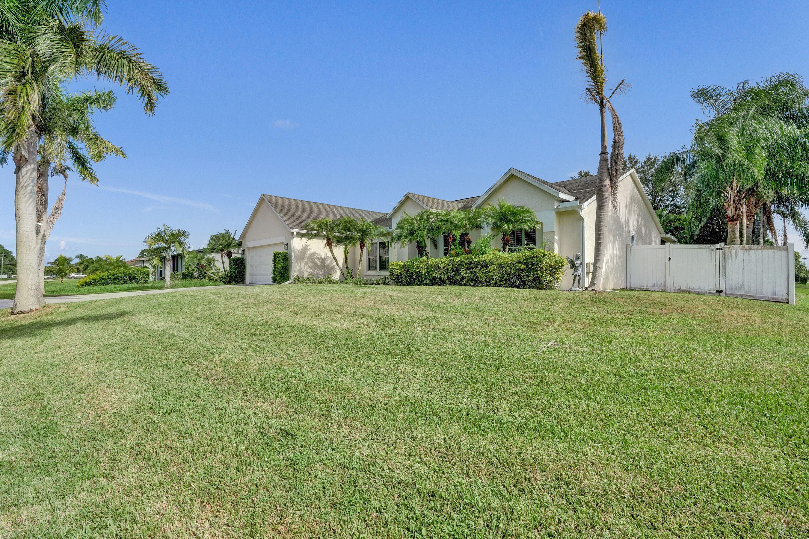 1075 West 30th Street Riviera Beach, FL 33404 - Photo 32 of 66 53fa4f5e-eb03-4505-9d33-380f034a83c7