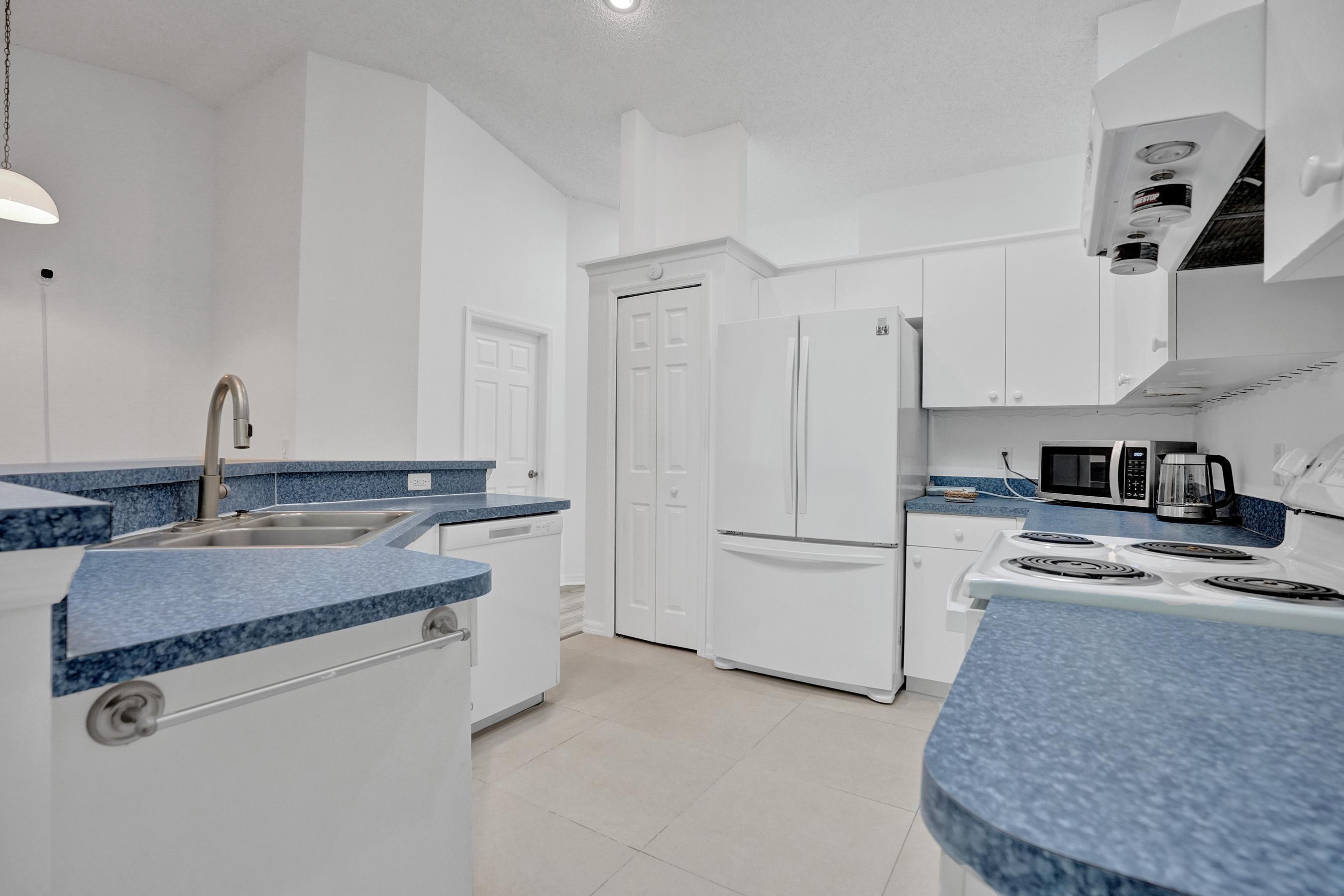 1075 West 30th Street Riviera Beach, FL 33404 - Photo 51 of 66 4fc19887-cd70-41b4-b5cb-e708a6f2e060