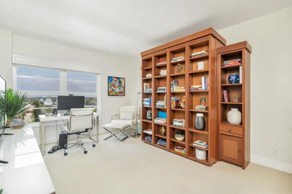 $1,300,000 | 400 Seasage Drive, Unit 806, Delray Beach, FL 33483