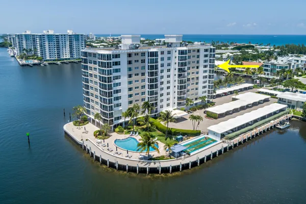 $1,300,000 | 400 Seasage Drive, Unit 806, Delray Beach, FL 33483