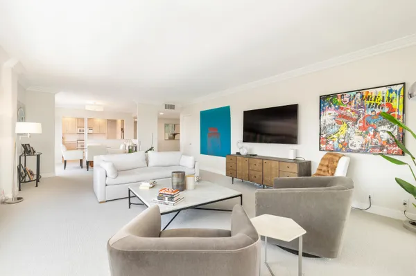 $1,300,000 | 400 Seasage Drive, Unit 806, Delray Beach, FL 33483