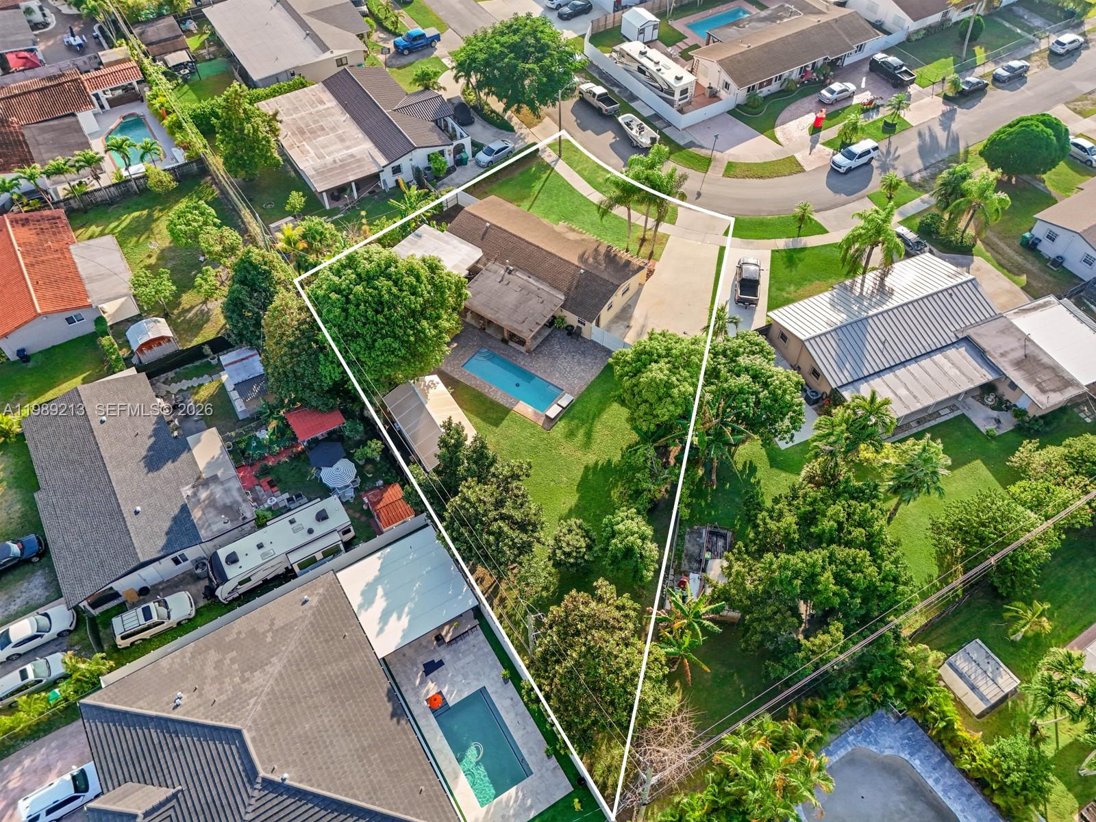 3605 Southwest 122nd Place Miami, FL 33175 - Photo 5 of 53
