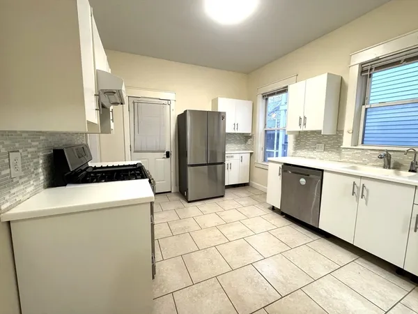 $3,400 | 24 Weld Hill Street, Unit 2, Boston, MA 02130