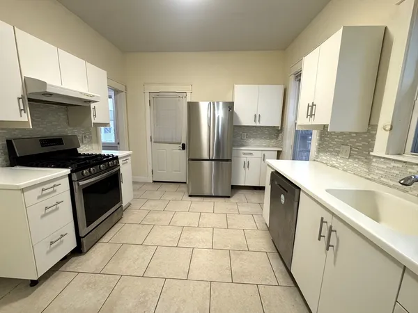 $3,400 | 24 Weld Hill Street, Unit 2, Boston, MA 02130