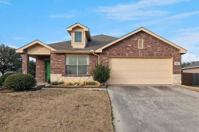 $339,900 | 1532 Carrigan Lane, Denton, TX 76207