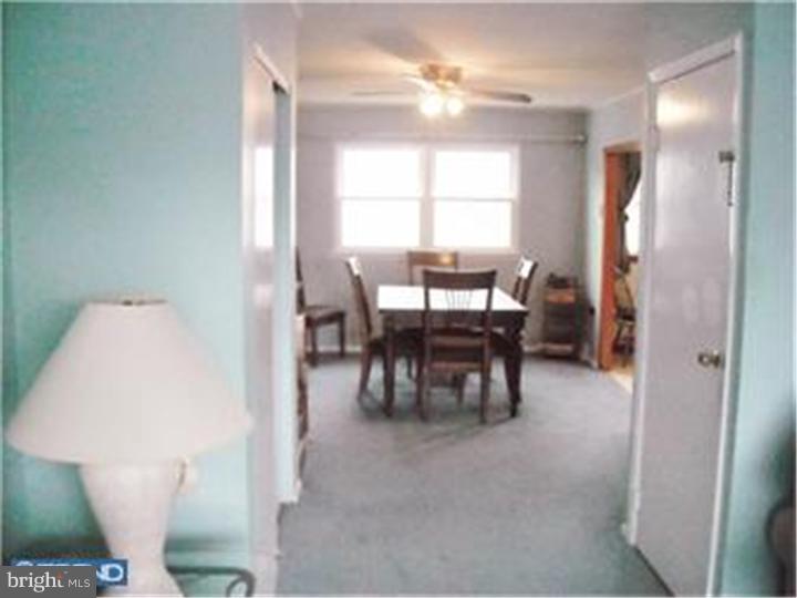 12010 Medford Road Philadelphia, PA 19154 - Photo 4 of 17 Dining Room