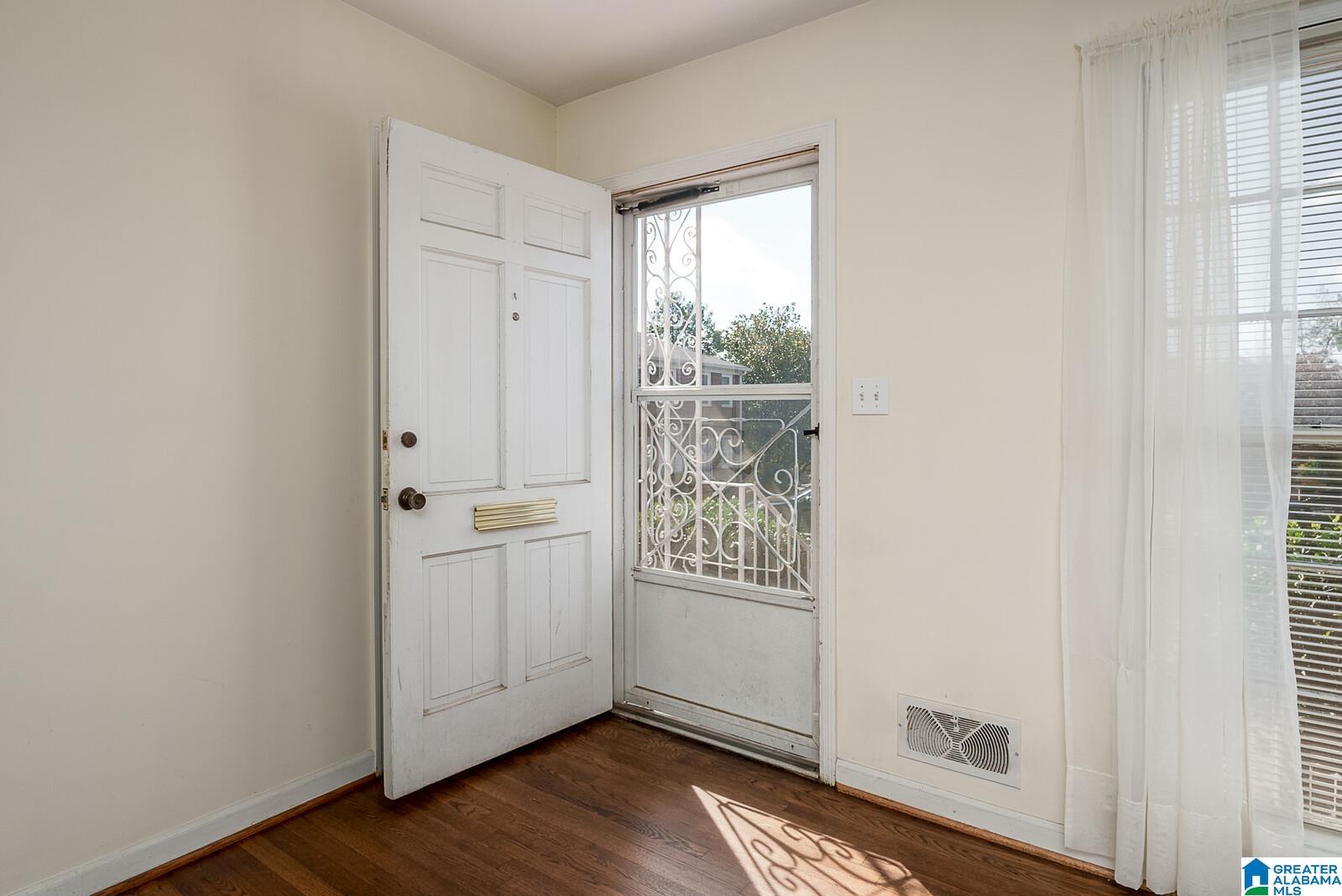 1916 Laurel Road, Unit 1916 Birmingham, AL 35216 - Photo 4 of 28