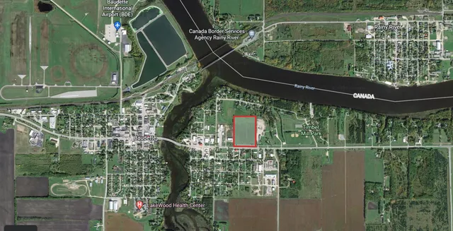 $325,000 | 11 E Highway, Baudette, MN 56623