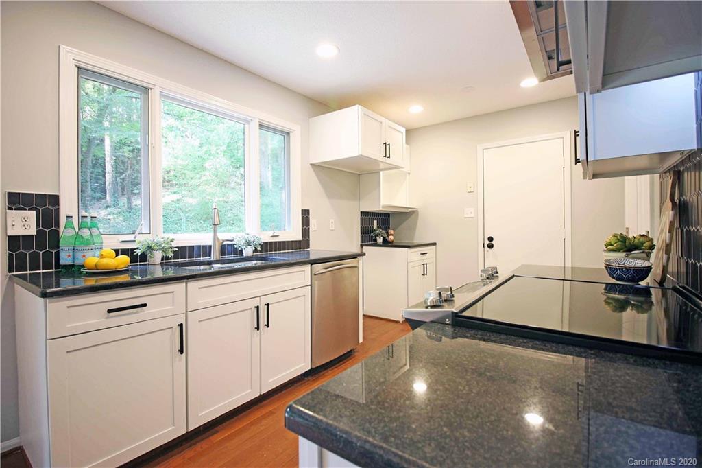 235 Meadowbrook Road Charlotte, NC 28211 - Photo 17 of 42 Gallery Image 17