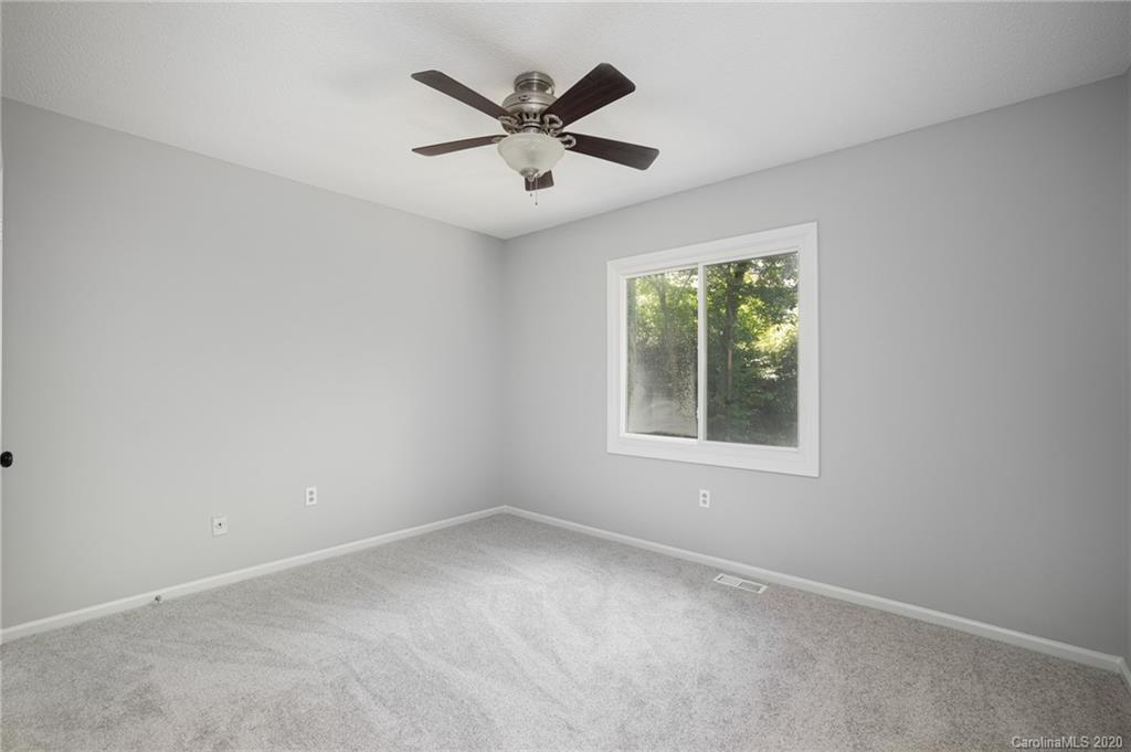 235 Meadowbrook Road Charlotte, NC 28211 - Photo 28 of 42 Gallery Image 28