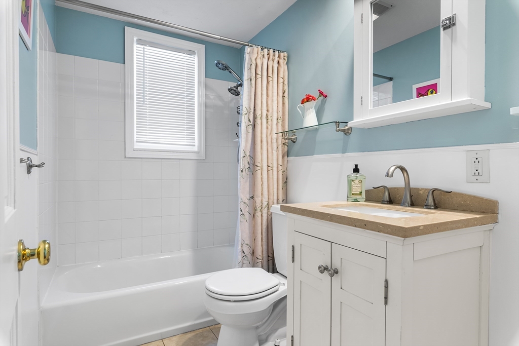 37 Bonad Road Stoneham, MA 02180 - Photo 23 of 41 Gallery Image 23
