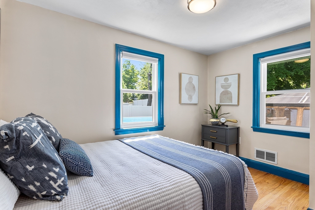 37 Bonad Road Stoneham, MA 02180 - Photo 25 of 41 Gallery Image 25