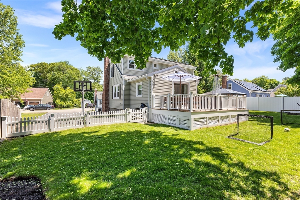 37 Bonad Road Stoneham, MA 02180 - Photo 33 of 41 Gallery Image 33