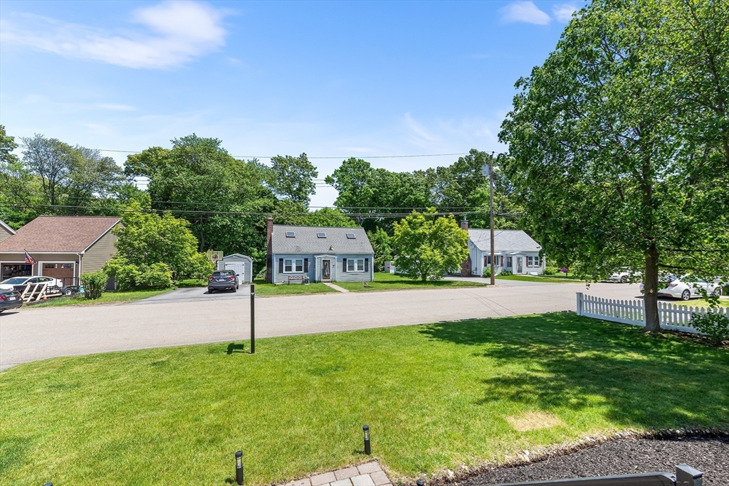 37 Bonad Road Stoneham, MA 02180 - Photo 34 of 41 Gallery Image 34