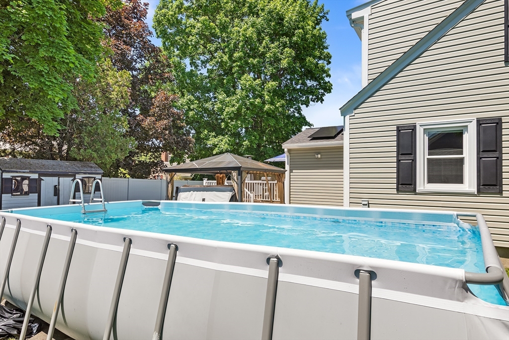 37 Bonad Road Stoneham, MA 02180 - Photo 36 of 41 Gallery Image 36