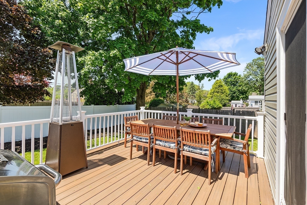 37 Bonad Road Stoneham, MA 02180 - Photo 39 of 41 Gallery Image 39