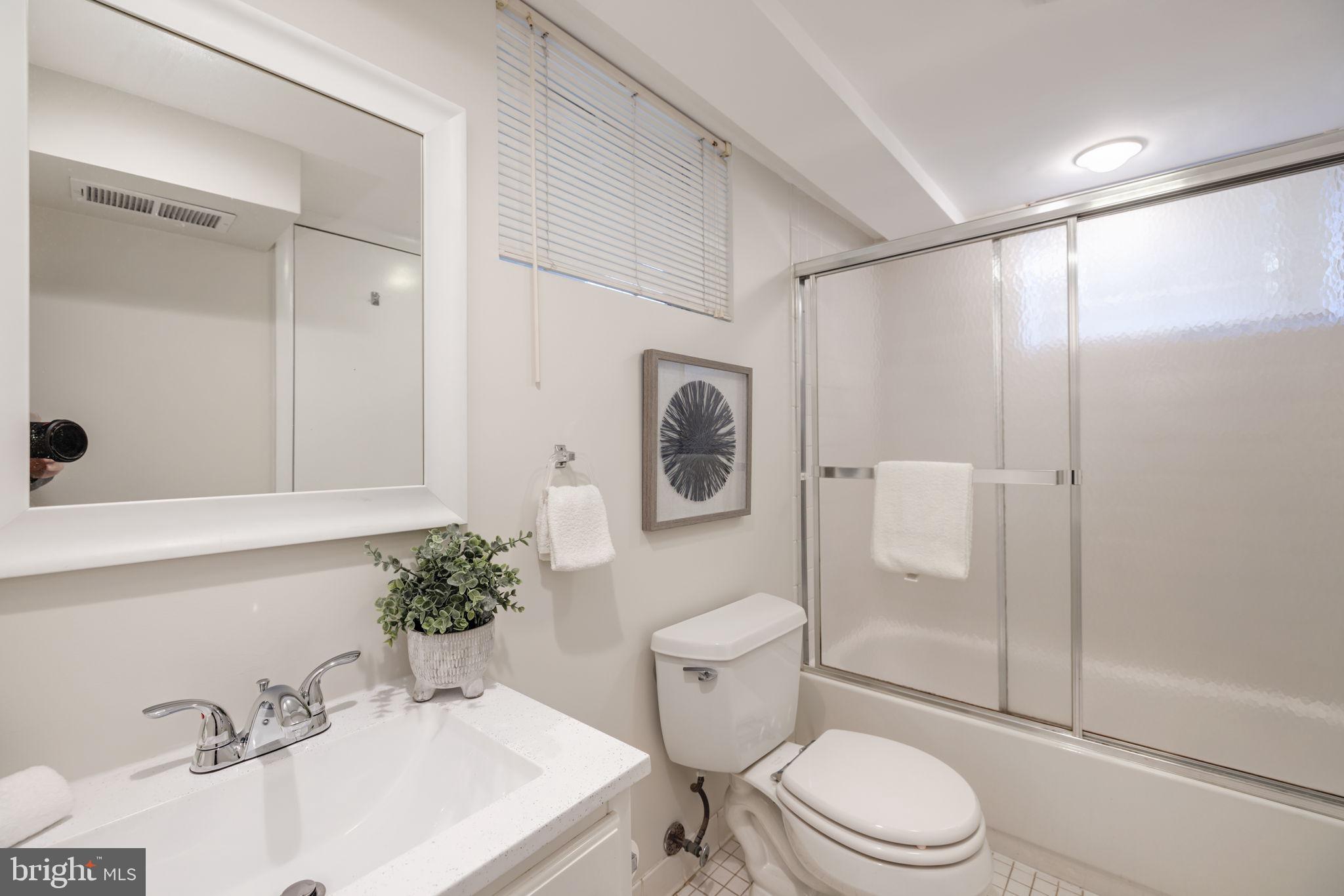 10120 Tenbrook Drive Silver Spring, MD 20901 - Photo 23 of 32 Lower level bathroom