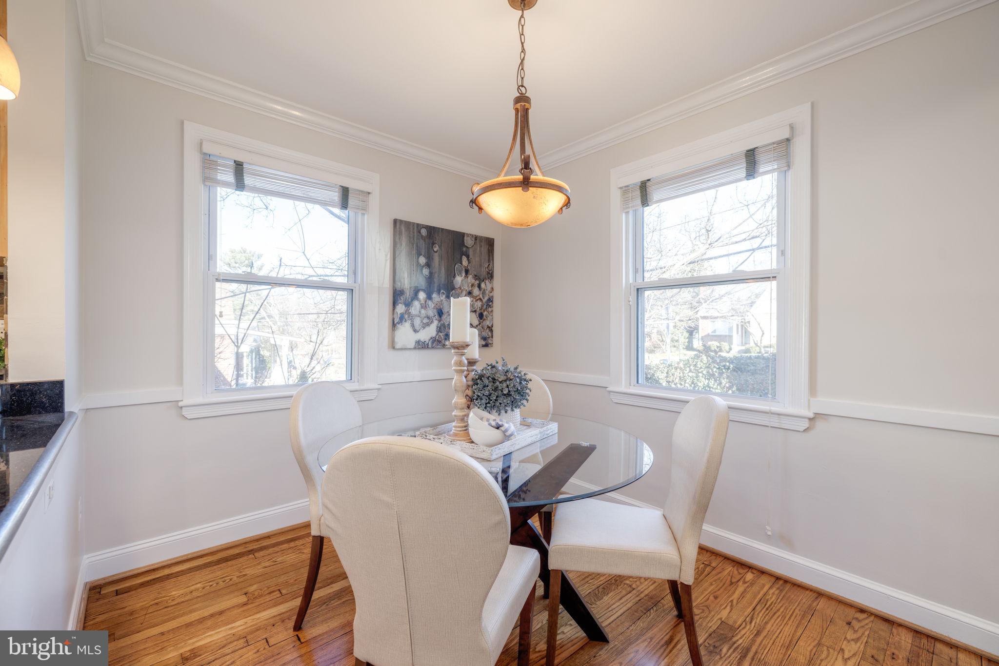 10120 Tenbrook Drive Silver Spring, MD 20901 - Photo 6 of 32 Dining area