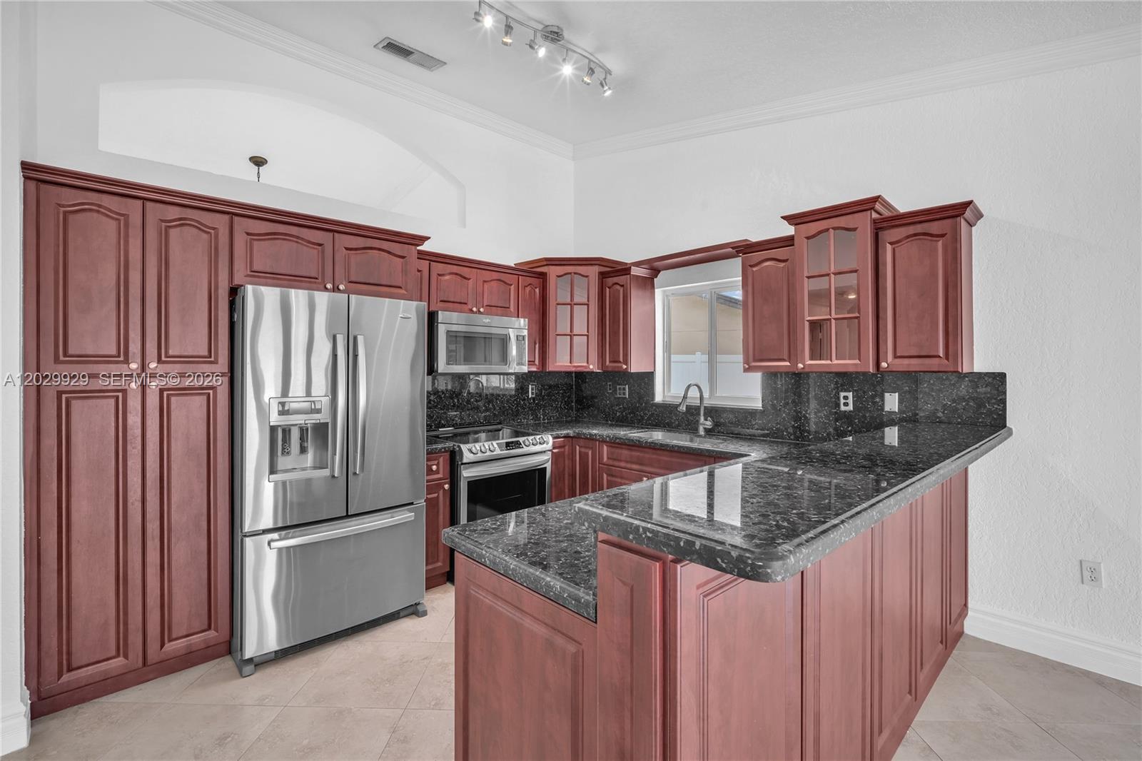 15715 Southwest 76th Terrace Miami, FL 33193 - Photo 15 of 40 Photo 15