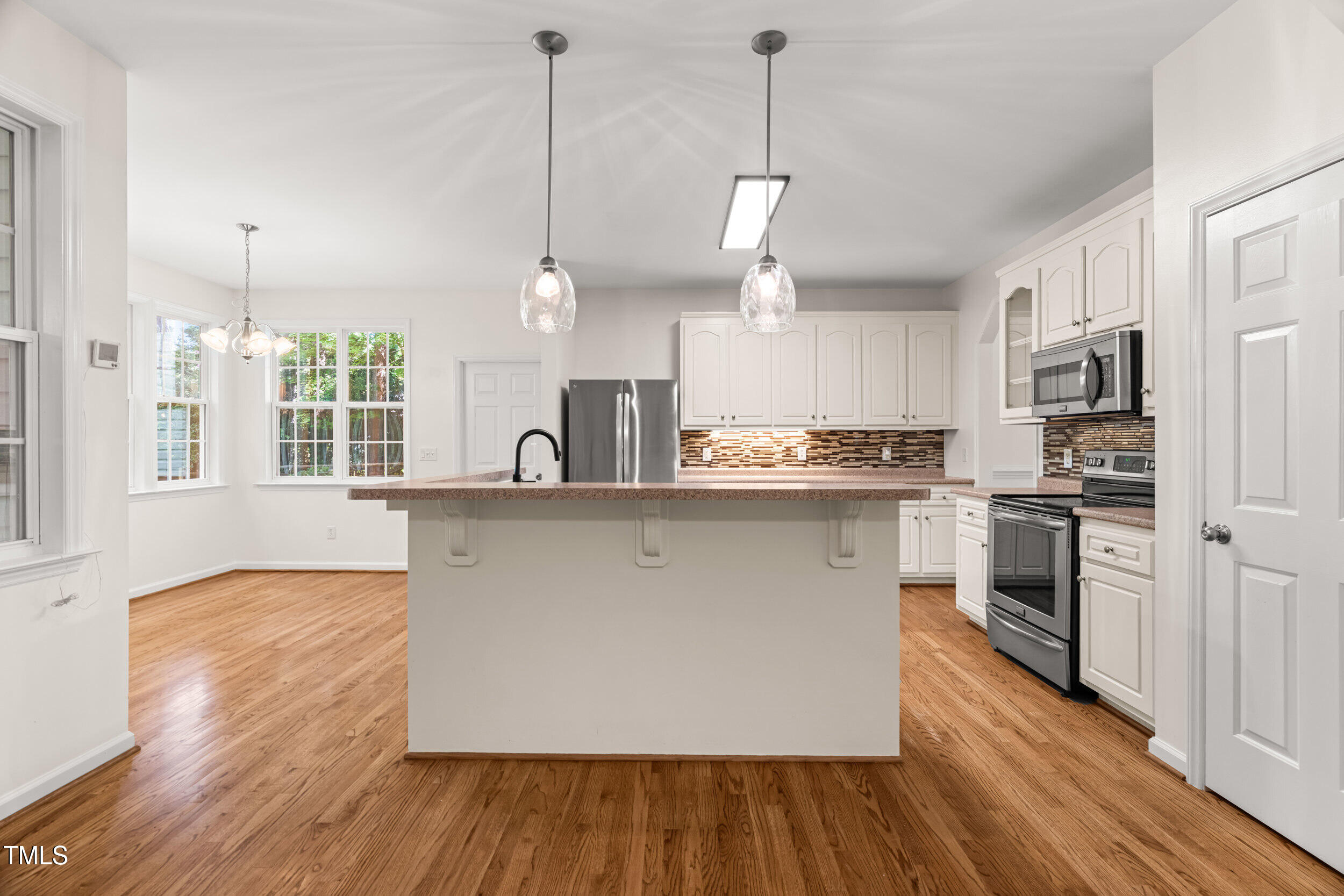 360 Cameron Drive Raleigh, NC 27603 - Photo 14 of 68 DSC08682