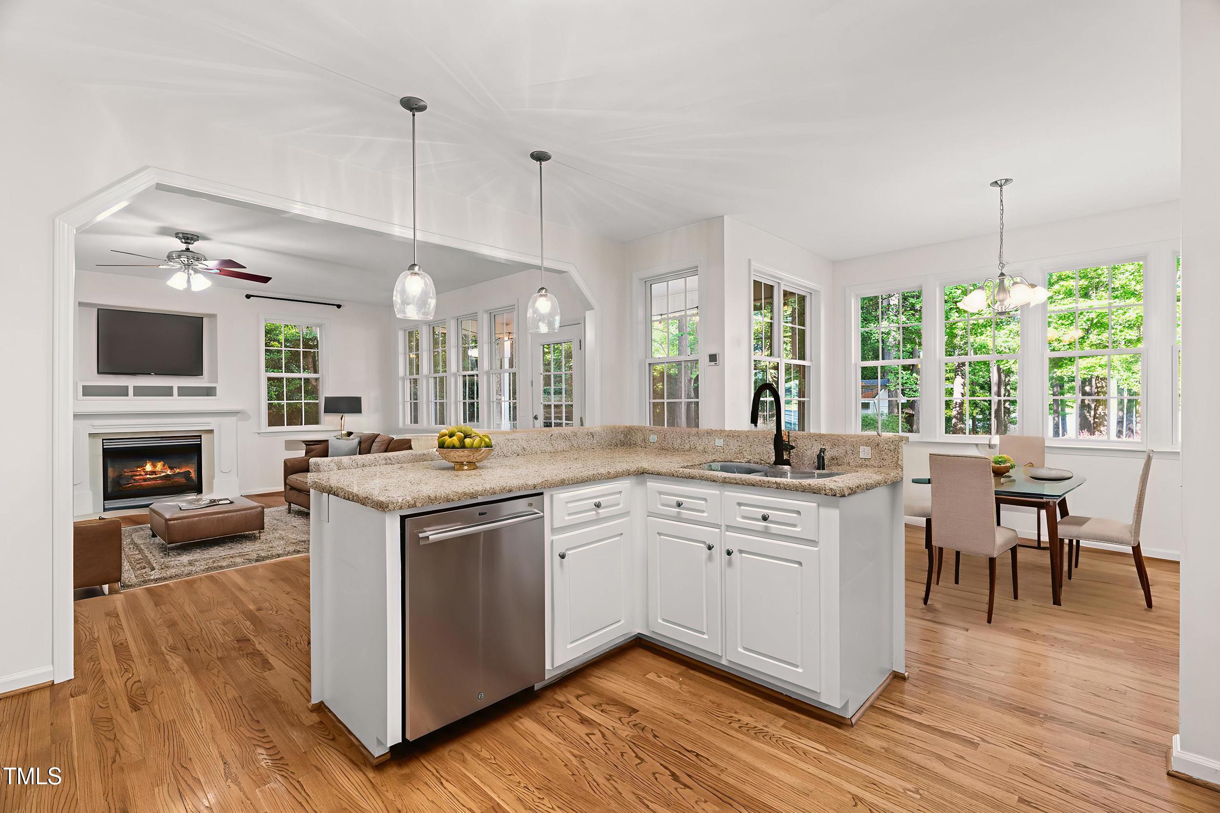 360 Cameron Drive Raleigh, NC 27603 - Photo 16 of 68 DSC08688 - Kitchen - Standard - 2