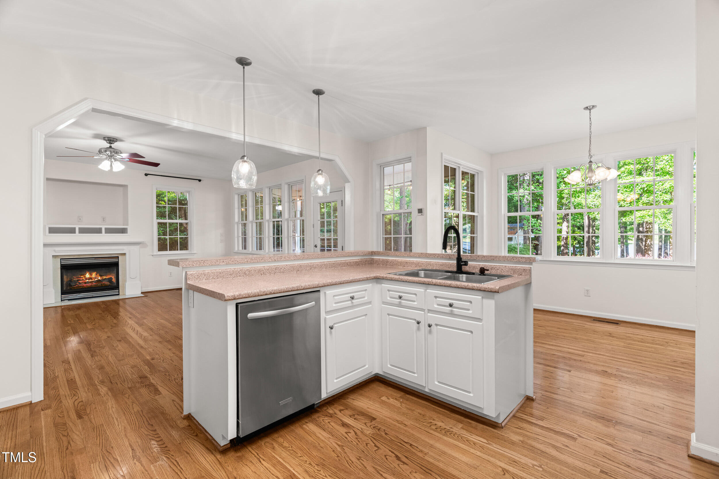 360 Cameron Drive Raleigh, NC 27603 - Photo 17 of 68 DSC08688