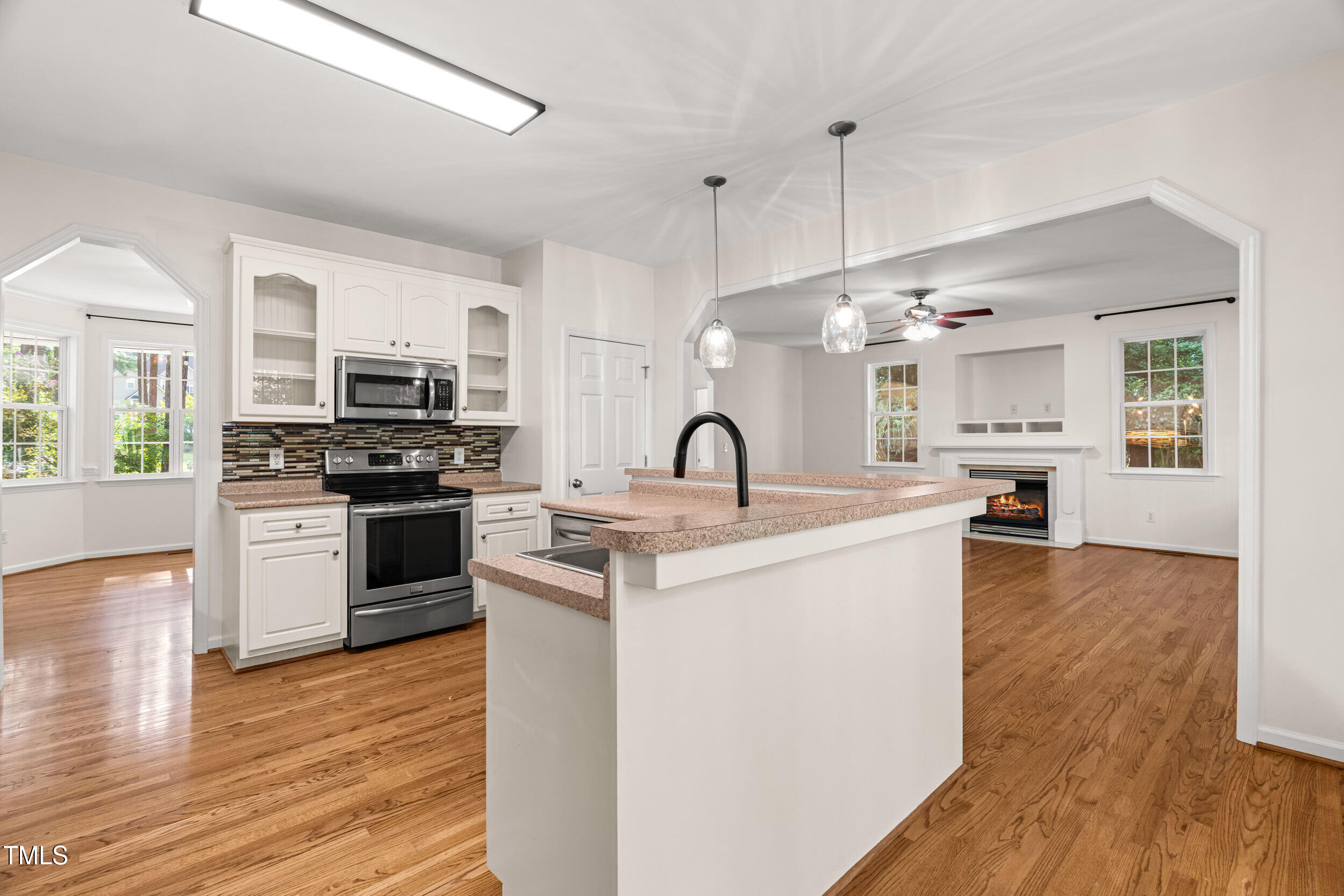 360 Cameron Drive Raleigh, NC 27603 - Photo 18 of 68 DSC08691