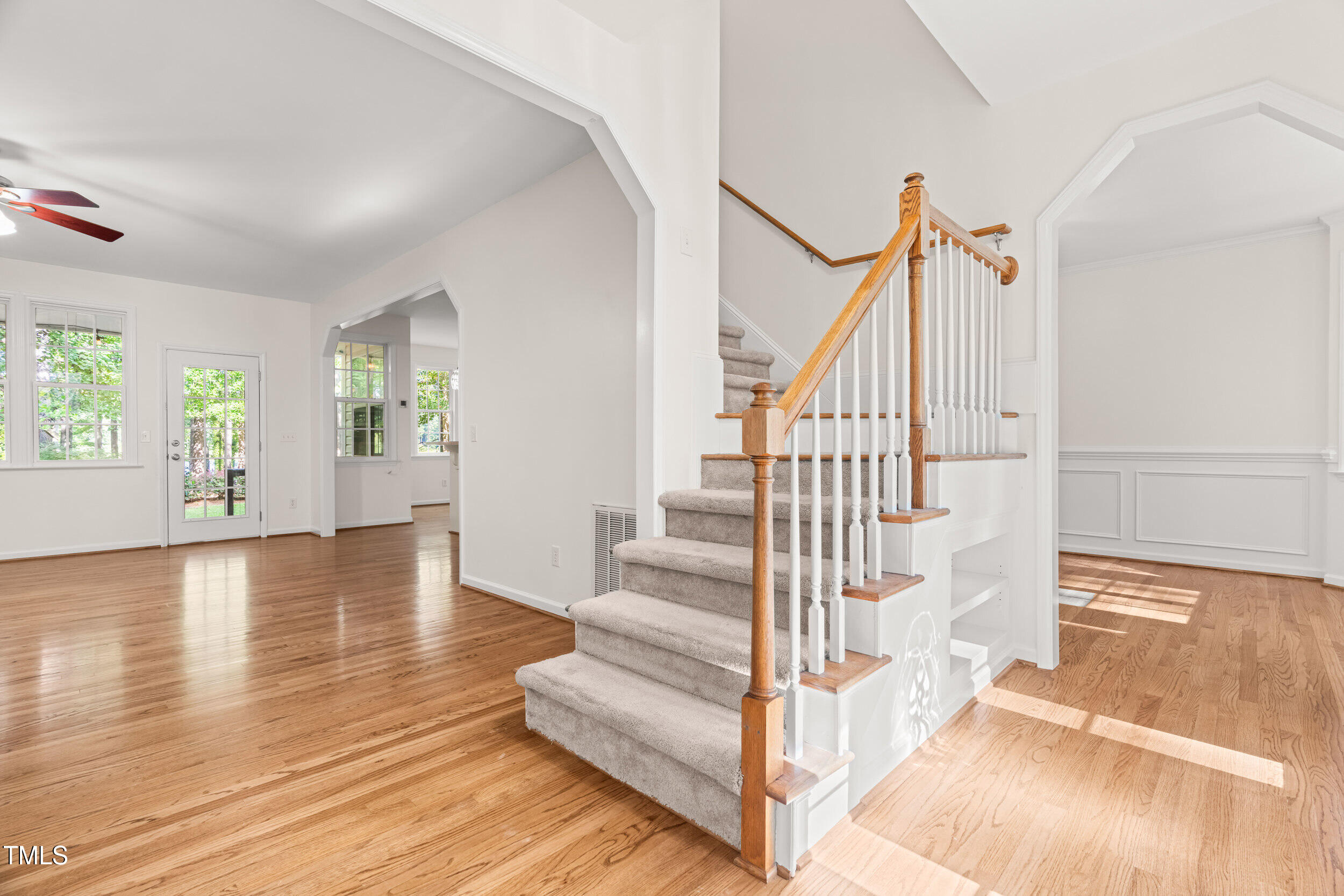 360 Cameron Drive Raleigh, NC 27603 - Photo 5 of 68 DSC08652