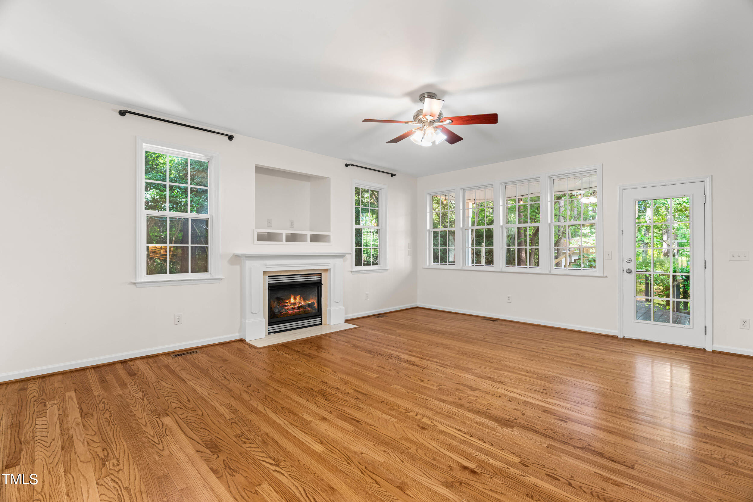 360 Cameron Drive Raleigh, NC 27603 - Photo 9 of 68 DSC08661