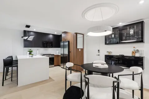 $319,900 | 3004 Northeast 5th Terrace, Unit 101C, Wilton Manors, FL 33334