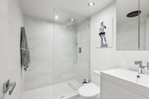 $319,900 | 3004 Northeast 5th Terrace, Unit 101C, Wilton Manors, FL 33334