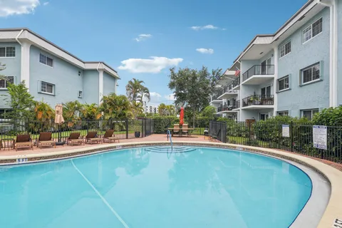 $319,900 | 3004 Northeast 5th Terrace, Unit 101C, Wilton Manors, FL 33334