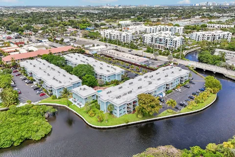 $319,900 | 3004 Northeast 5th Terrace, Unit 101C, Wilton Manors, FL 33334