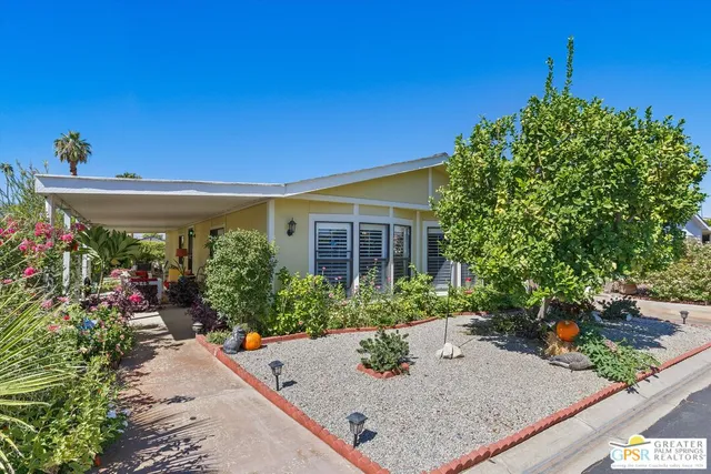 $224,900 | 73450 Country Club Drive, Unit 26, Palm Desert, CA 92260