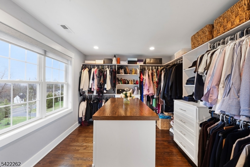 2141 Washington Valley Road Bridgewater, NJ 08836 - Photo 23 of 46