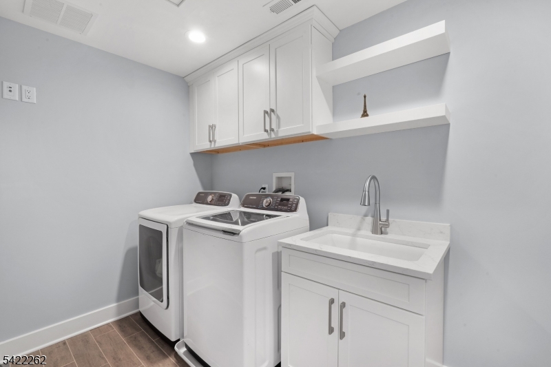 2141 Washington Valley Road Bridgewater, NJ 08836 - Photo 26 of 46