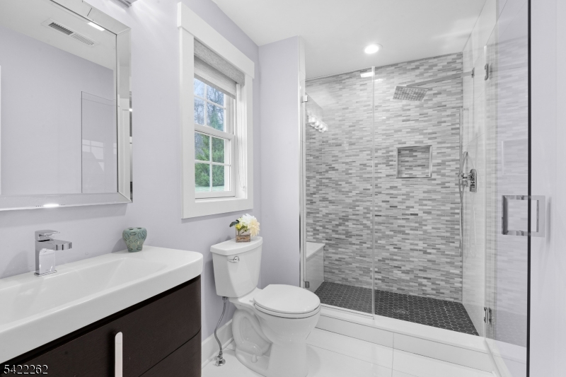 2141 Washington Valley Road Bridgewater, NJ 08836 - Photo 34 of 46