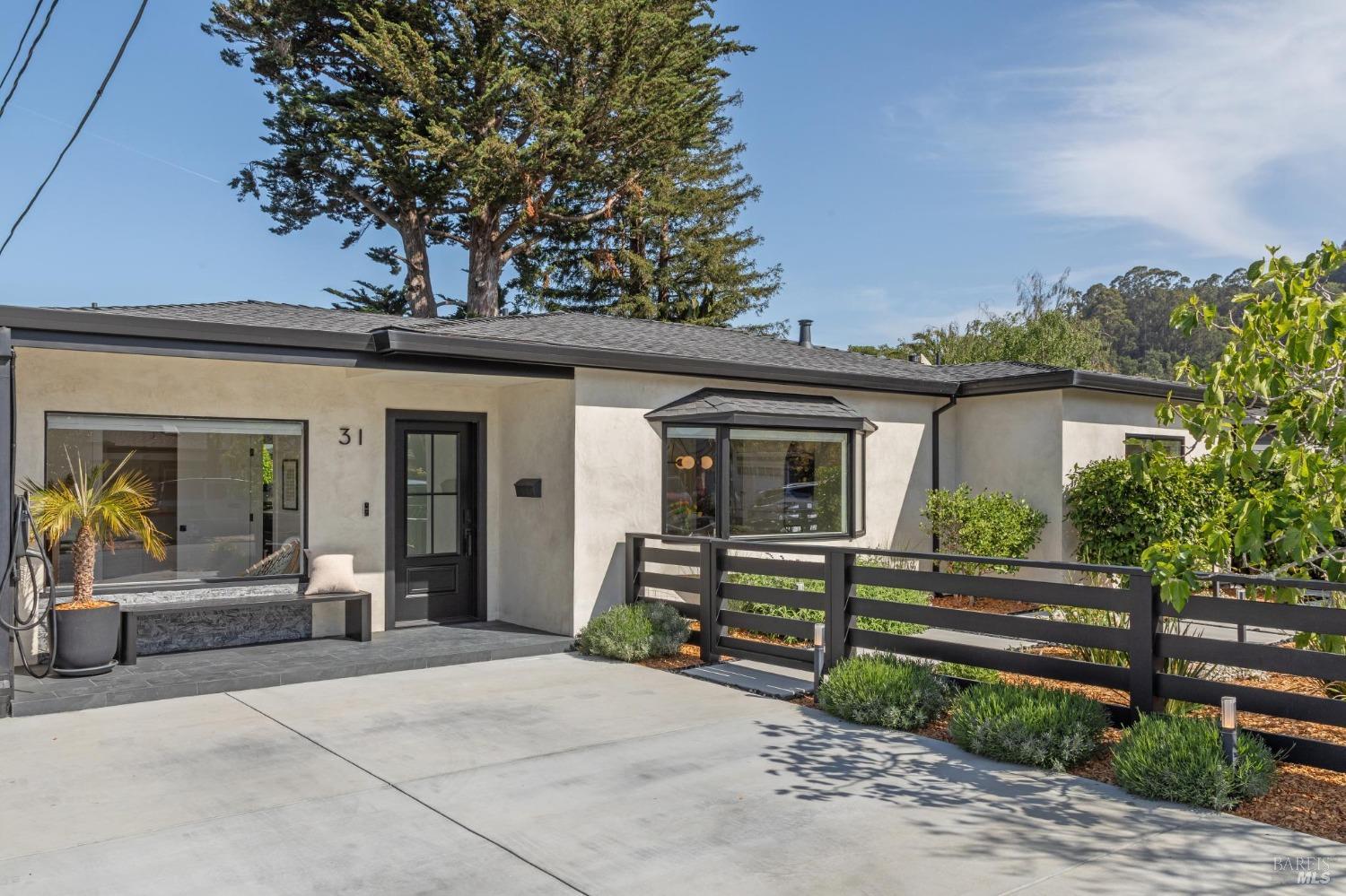 31 Mohawk Avenue Corte Madera, CA 94925 - Photo 2 of 57 front view of a house with a porch
