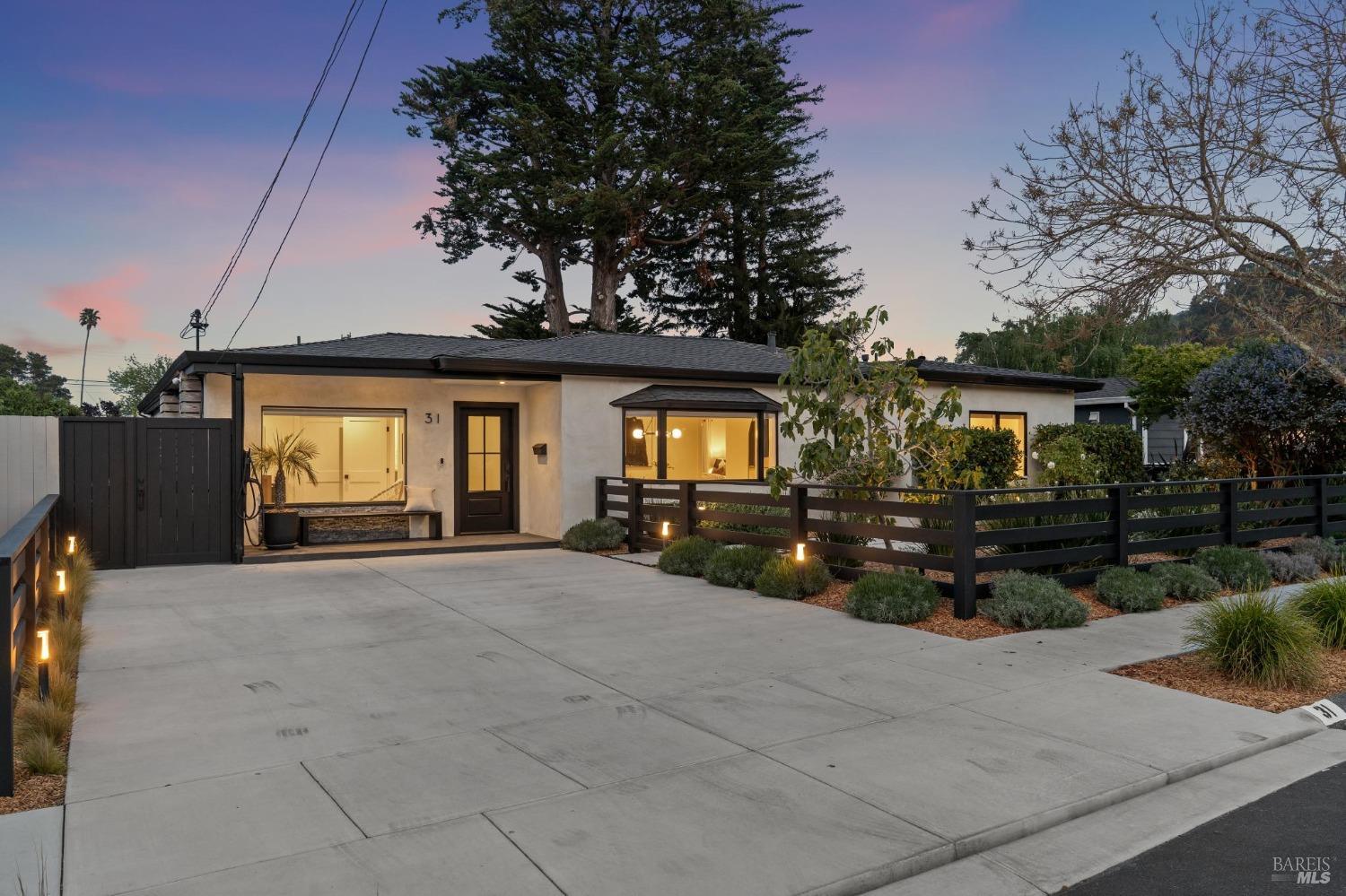 31 Mohawk Avenue Corte Madera, CA 94925 - Photo 45 of 57 a view of a house with backyard and sitting area